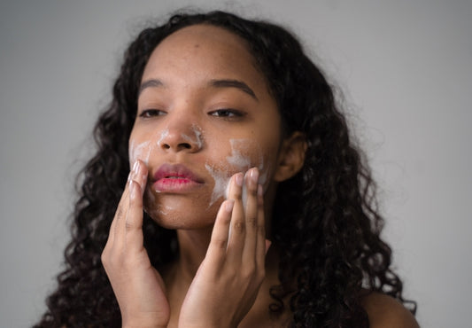 Washing Your Face with Salt Water: The Trendy Beauty Hack Explained