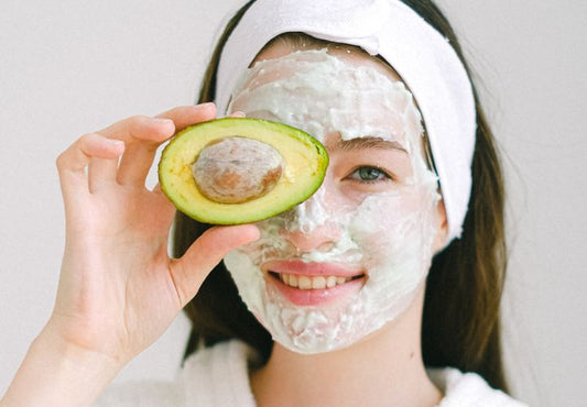 Say Goodbye to Blackheads with an Egg White Face Mask!