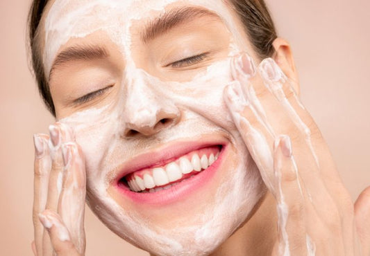 How to Hydrate Your Face Overnight: Tips for Glowing Skin