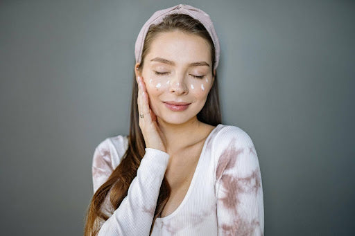 How Skincare Brands Hire Cosmetics and Beauty Models in 2026