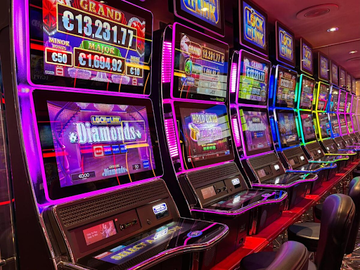 Why Slot Volatility Matters More Than The RTP Number